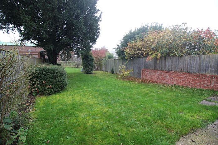 1 Bedroom Flat To Rent In Weyhill Road, Andover, Hampshire, SP10