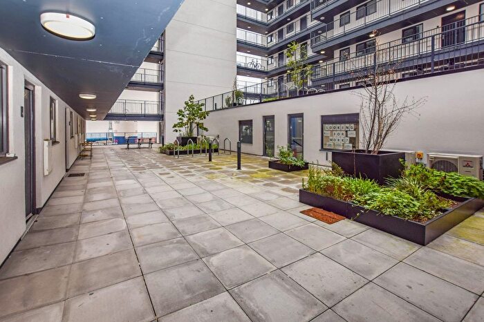 2 Bedroom Flat To Rent In Norfolk Street, Liverpool, Merseyside, L1