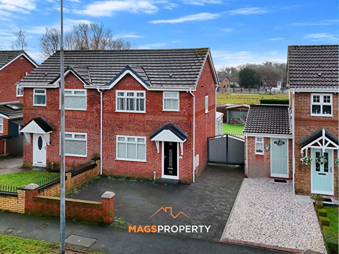 3 Bedroom Semi Detached House For Sale In Manorwood Drive, Whiston, L35