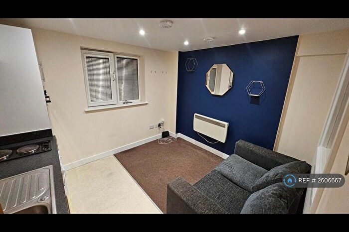 1 Bedroom Flat To Rent In Rialto, Newcastle Upon Tyne, NE1