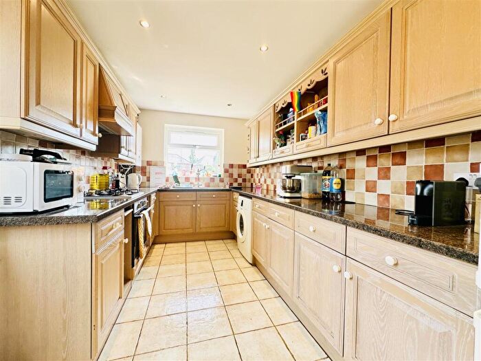 4 Bedroom House To Rent In Abingdon Road, West Bridgford, NG2