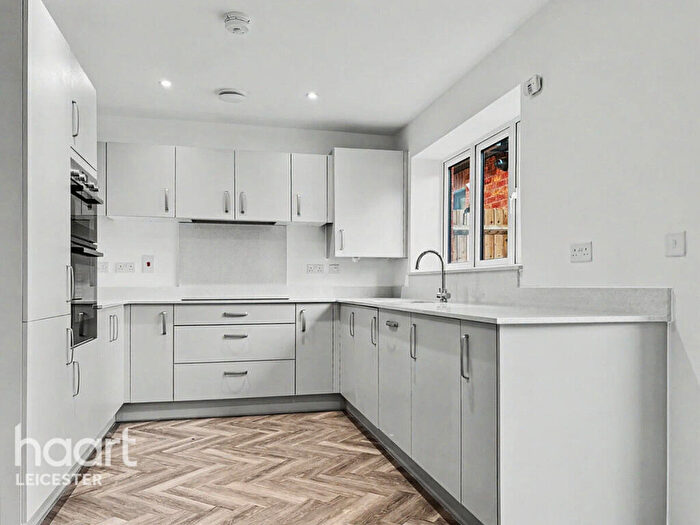 4 Bedroom Semi-Detached House For Sale In Lindley Walk, Higham On The Hill, CV13