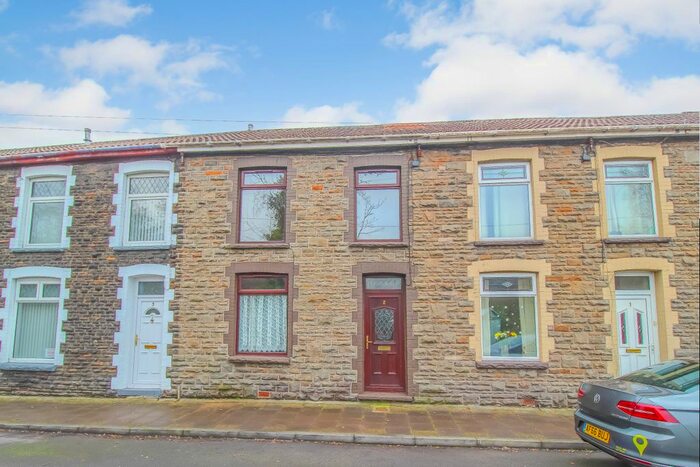 3 Bedroom Property To Rent In Pleasant View, Trallwn, Pontypridd CF37