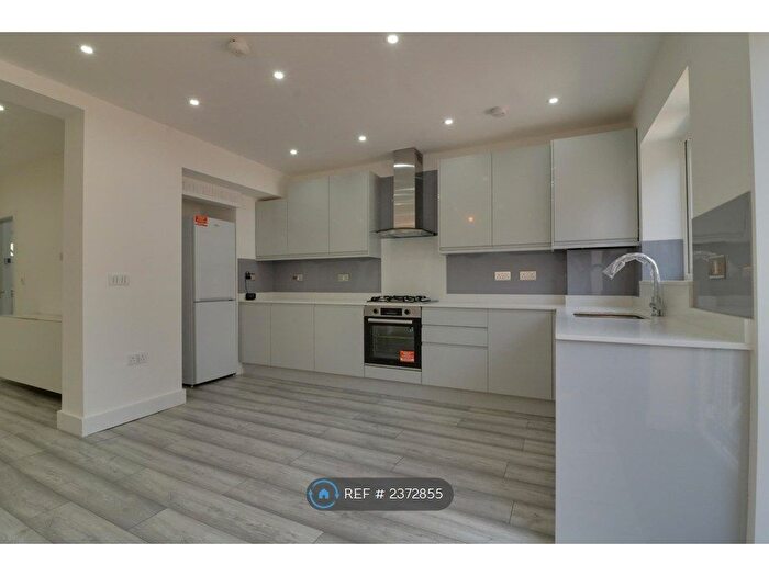 4 Bedroom Terraced House To Rent In Eton Grove, London, NW9