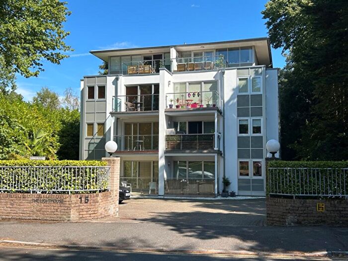 2 Bedroom Apartment For Sale In Chine Crescent Road, Durley Chine, BH2
