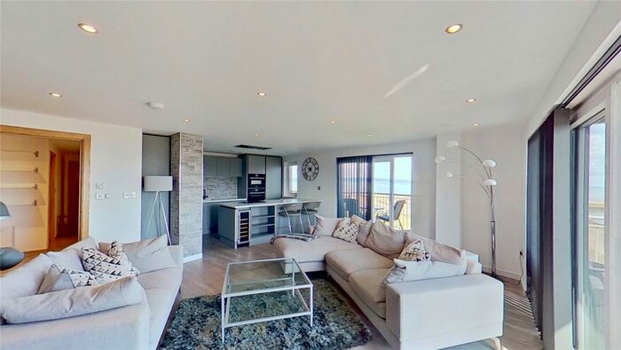 3 Bedroom Flat To Rent In Hesperus Broadway, Edinburgh, Midlothian, EH5