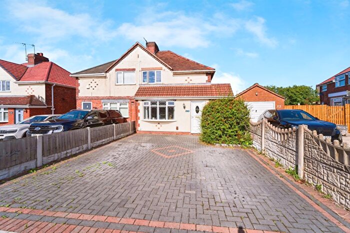 2 Bedroom Semi-Detached House For Sale In Broad Lane, Pelsall, Walsall, WS4