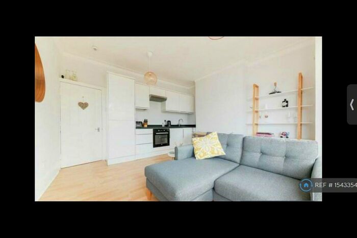 1 Bedroom Flat To Rent In Grayham Road, New Malden, KT3