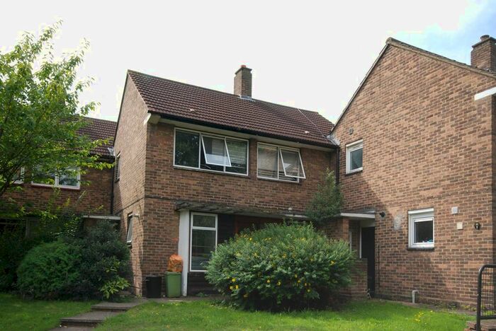 4 Bedroom Property To Rent In Stourhead Close, Southfields, London, SW19