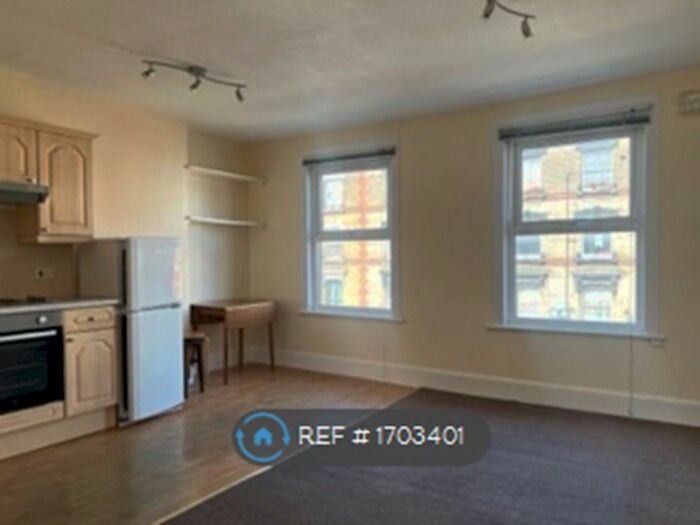 1 Bedroom Flat To Rent In Stoke Newington Rd, London, N16