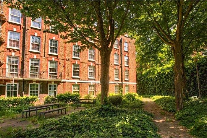 3 Bedroom Maisonette To Rent In Radford House, Georges Road, N7