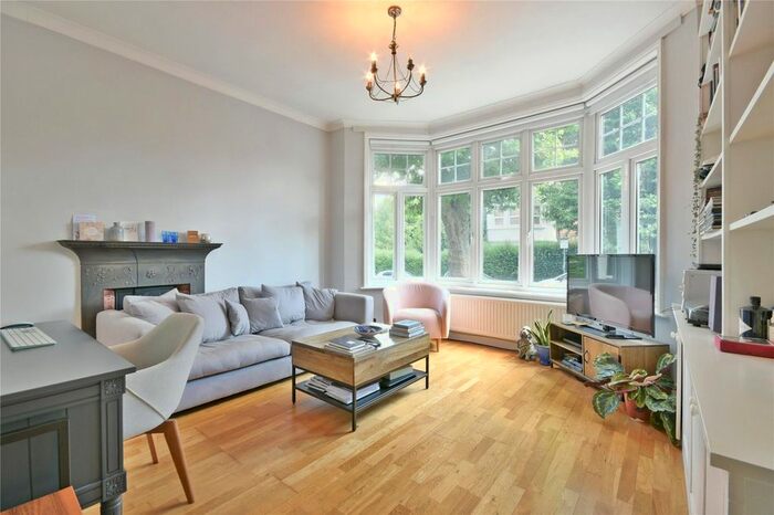 1 Bedroom Flat To Rent In Staverton Road, Willesden Green, NW2