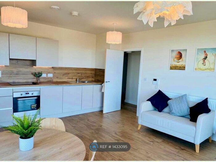 2 Bedroom Flat To Rent In North End Road, London, HA9