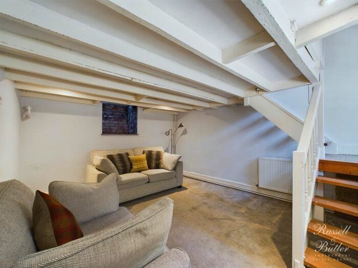 2 Bedroom Terraced House For Sale In Bristle Hill, Buckingham, MK18