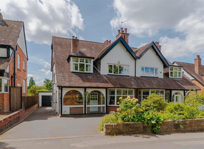 5 Bedroom Semi-Detached House For Sale In Cartland Road, Kings Heath, Birmingham, B14