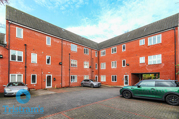 1 Bedroom Flat For Sale In Brindley Court, Egerton Road, Woodthorpe, NG5