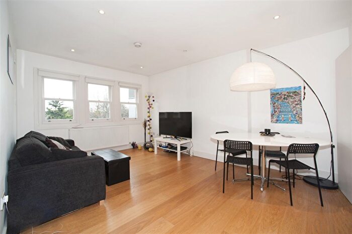1 Bedroom Flat To Rent In King Street, Hammersmith, W6