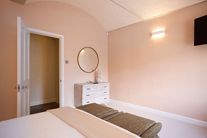 4 Bedroom Flat To Rent In Ivory House, St Katharine Docks, East Smithfield, E1W