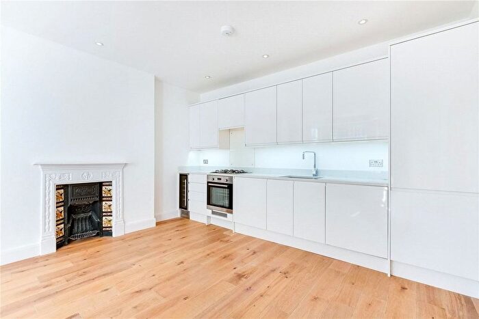 2 Bedroom Flat For Sale In Finborough Road, Earls Court, SW10