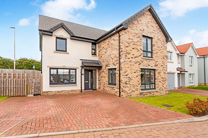 4 Bedroom Detached House For Sale In Armstrong Crescent, Calderwood, East Calder, EH53