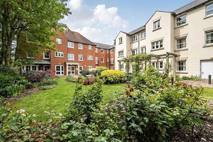 2 Bedroom Retirement Property For Sale In Abbots Lodge, Canterbury, Kent, CT2