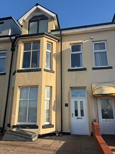 1 Bedroom Flat To Rent In South Promenade, Cleveleys, Fleetwood, FY5