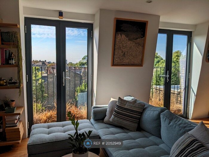 2 Bedroom Flat To Rent In Bromfelde Road, London, SW4
