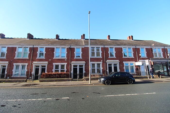 3 Bedroom Flat To Rent In Saltwell Road, Gateshead, NE8