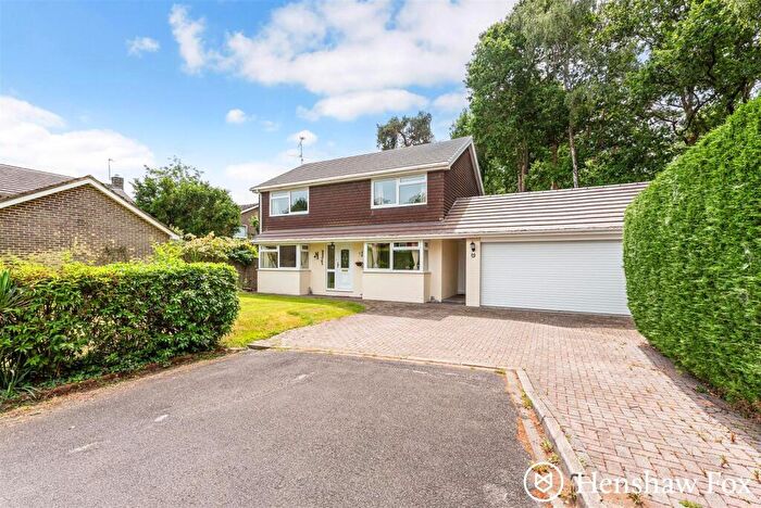 4 Bedroom Detached House For Sale In Fielders Way, East Wellow, Hampshire, SO51