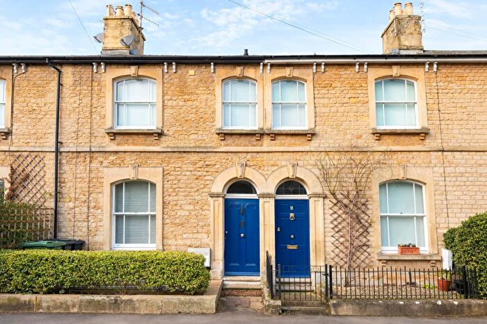 3 Bedroom Terraced House To Rent In Queen Street, Cirencester, Gloucestershire, GL7