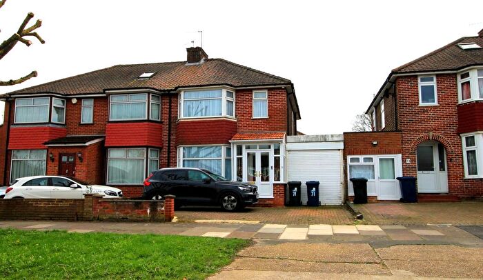 3 Bedroom Semi Detached House To Rent In Whitton Avenue East, Greenford, UB6