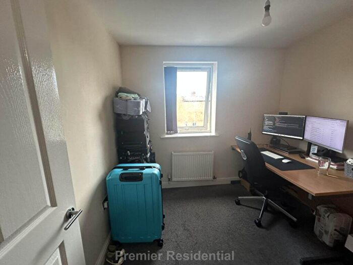 2 Bedroom Apartment To Rent In Apartment, Midway House, Cheetham Hill, M8
