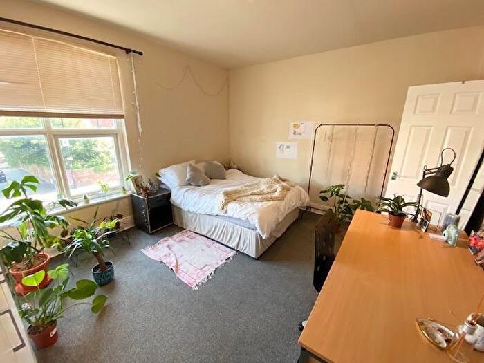 3 Bedroom House To Rent In Shoreham Street, Sheffield, S2