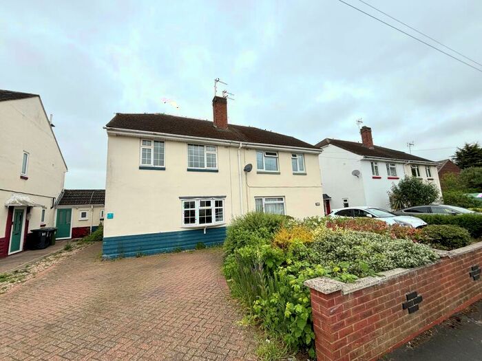 3 Bedroom House To Rent In The Approach, Leamington Spa, CV31