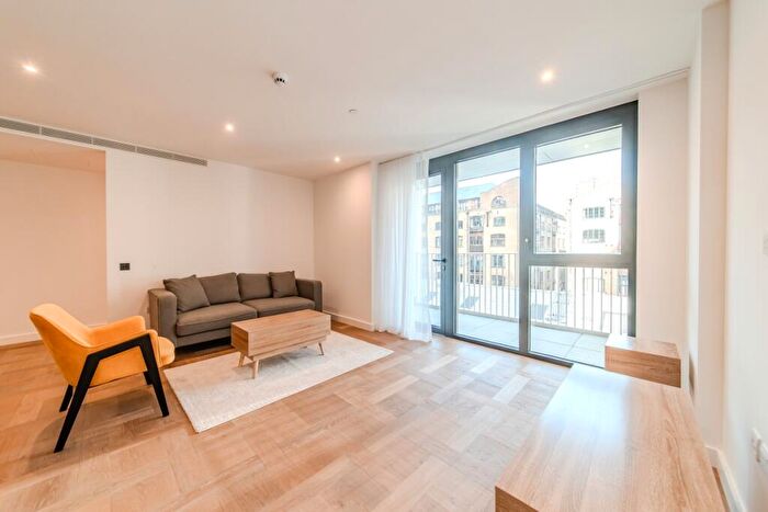 2 Bedroom Apartment To Rent In Merino Gardens London, E1W