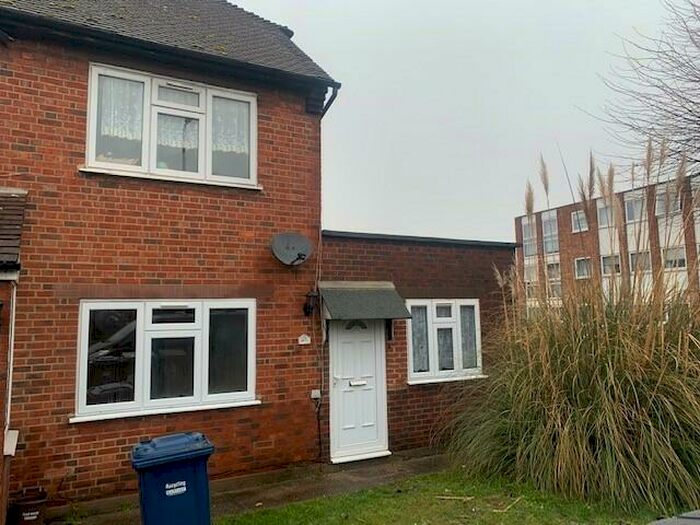 1 Bedroom Flat To Rent In Friern Barnet Road, Friern Barnet, N11