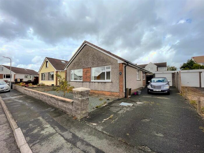3 Bedroom Bungalow To Rent In Haven Park Crescent, Haverfordwest, SA61