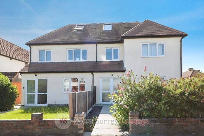 1 Bedroom Flat To Rent In Woodham Lane, New Haw, KT15