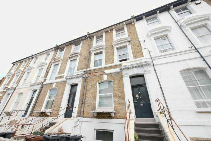 2 Bedroom Flat To Rent In Albion Road, Stoke Newington, N16