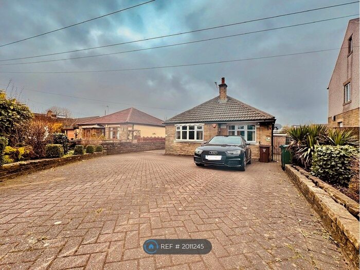 3 Bedroom Bungalow To Rent In Rooley Avenue, Bradford, BD6
