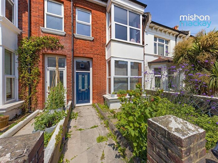 2 Bedroom Flat To Rent In St Andrews Road, Portslade, Brighton, BN41