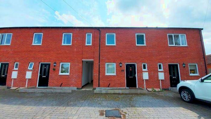 3 Bedroom Property To Rent In Church Row, The Grove Grantham, NG31