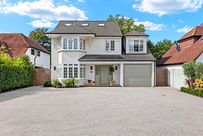 4 Bedroom Detached House For Sale In Tadorne Road, Tadworth, Surrey, KT20