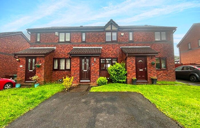 2 Bedroom Semi Detached House For Sale In Warwick Road, Radcliffe, M26