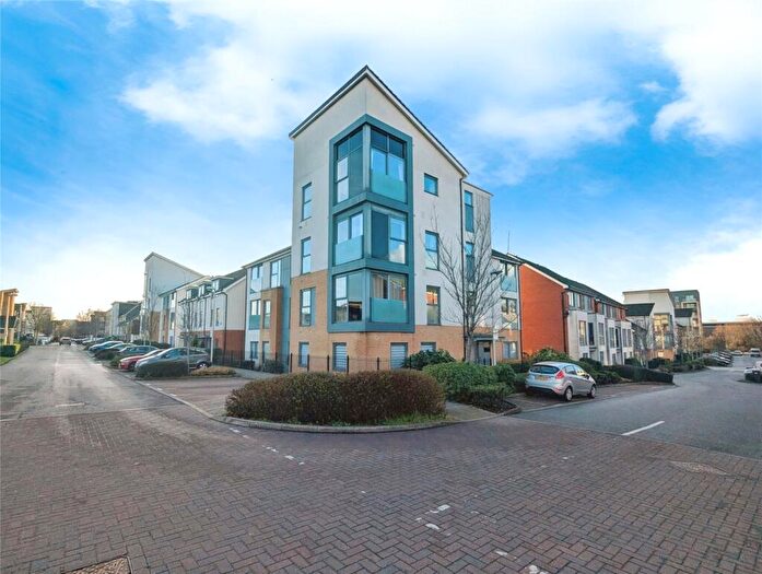1 Bedroom Apartment For Sale In Midgham Way, Reading, RG2