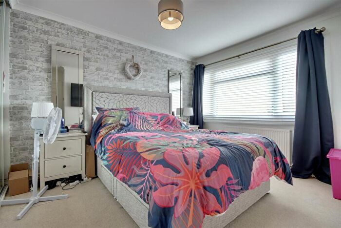 3 Bedroom Terraced House For Sale In Passingham Walk, Waterlooville, PO8
