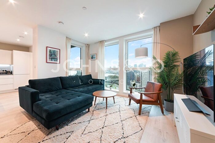 1 Bedroom Flat For Sale In Falconbrook Gardens, Silvertown Way, London, E16