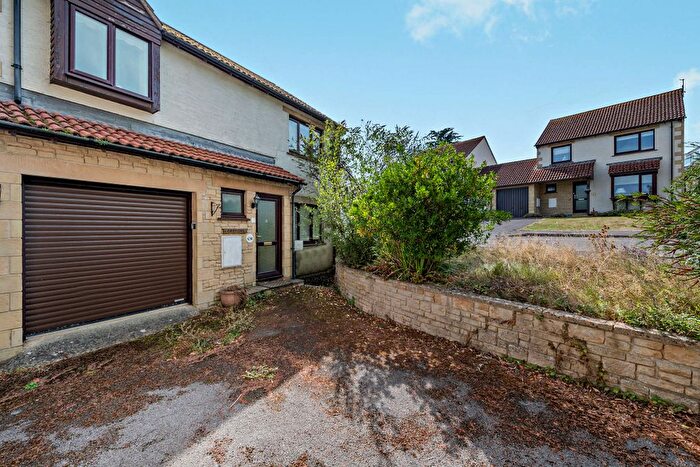 3 Bedroom Detached House For Sale In Kidmore Close, Charmouth, DT6