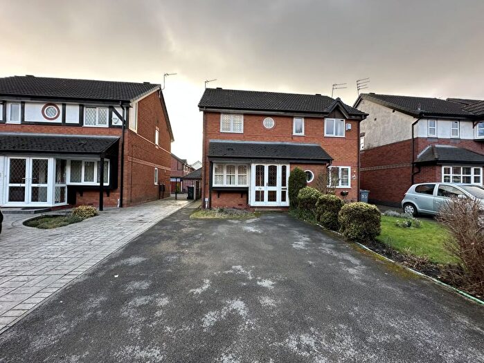 2 Bedroom Semi Detached House For Sale In Townsend Road, Manchester, M27