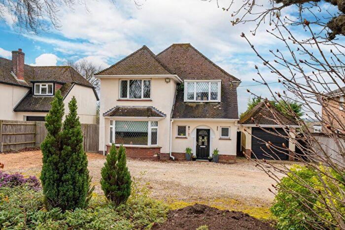 3 Bedroom Detached House For Sale In Winchester Road, Andover, SP10